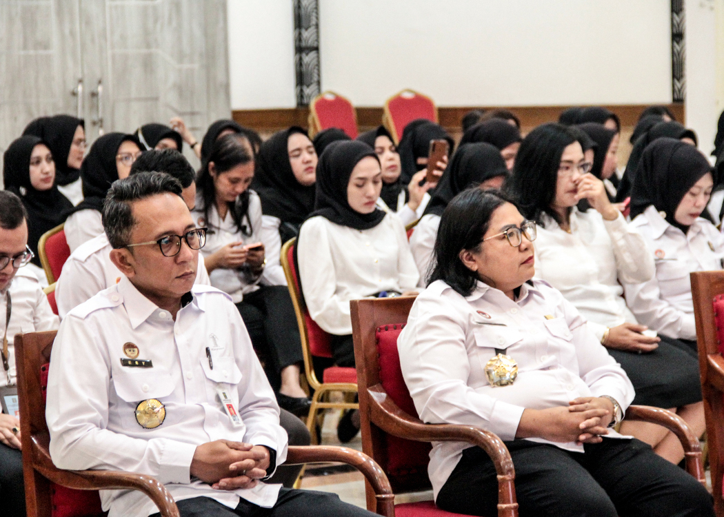 090425 HalbilInternal  2